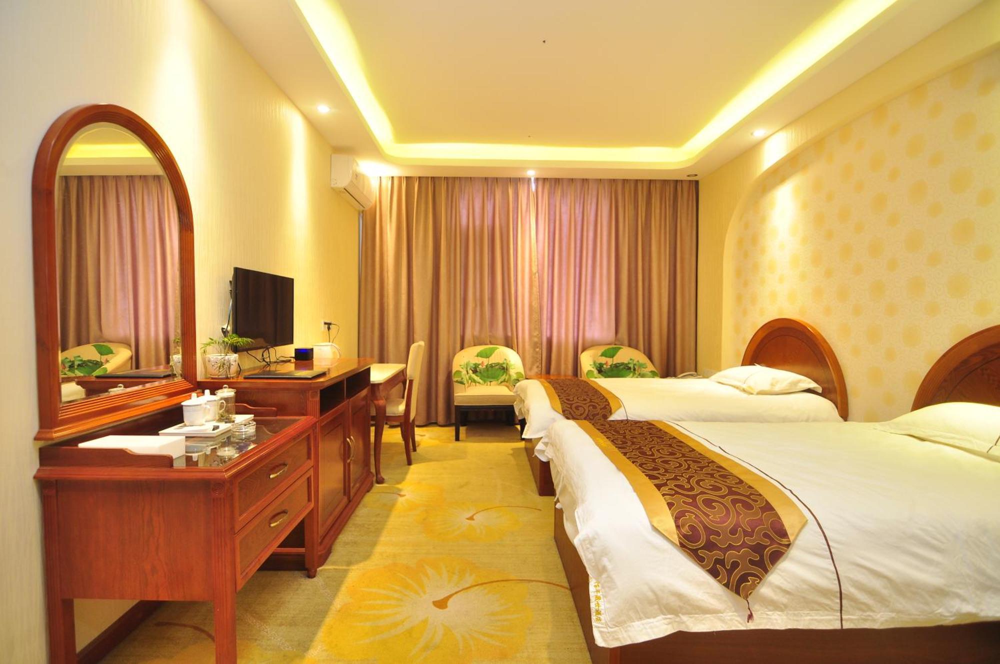 Bai Nian Sheng Shi Hotel Kunming Eksteriør billede